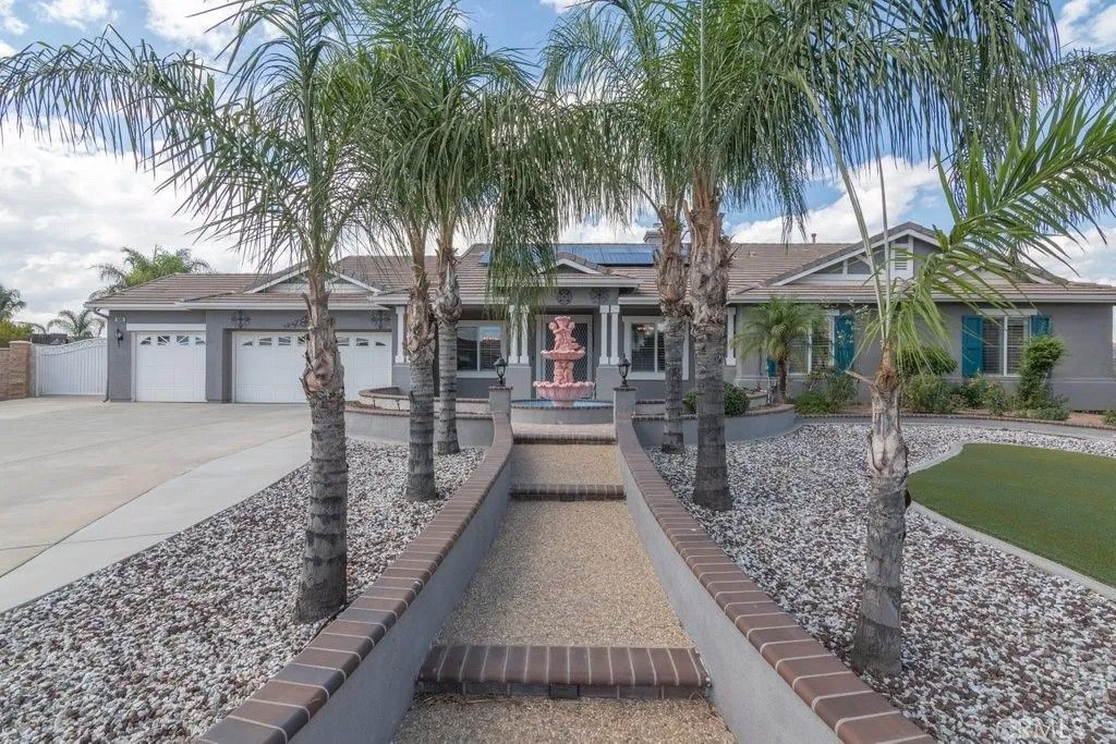 Photo of 3608 Charolais Pl, Perris, CA 92571 (MLS # SW25226322)