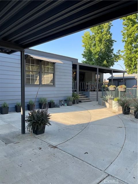 Property photo of 31348 lakehills 2, castaic, ca 91384