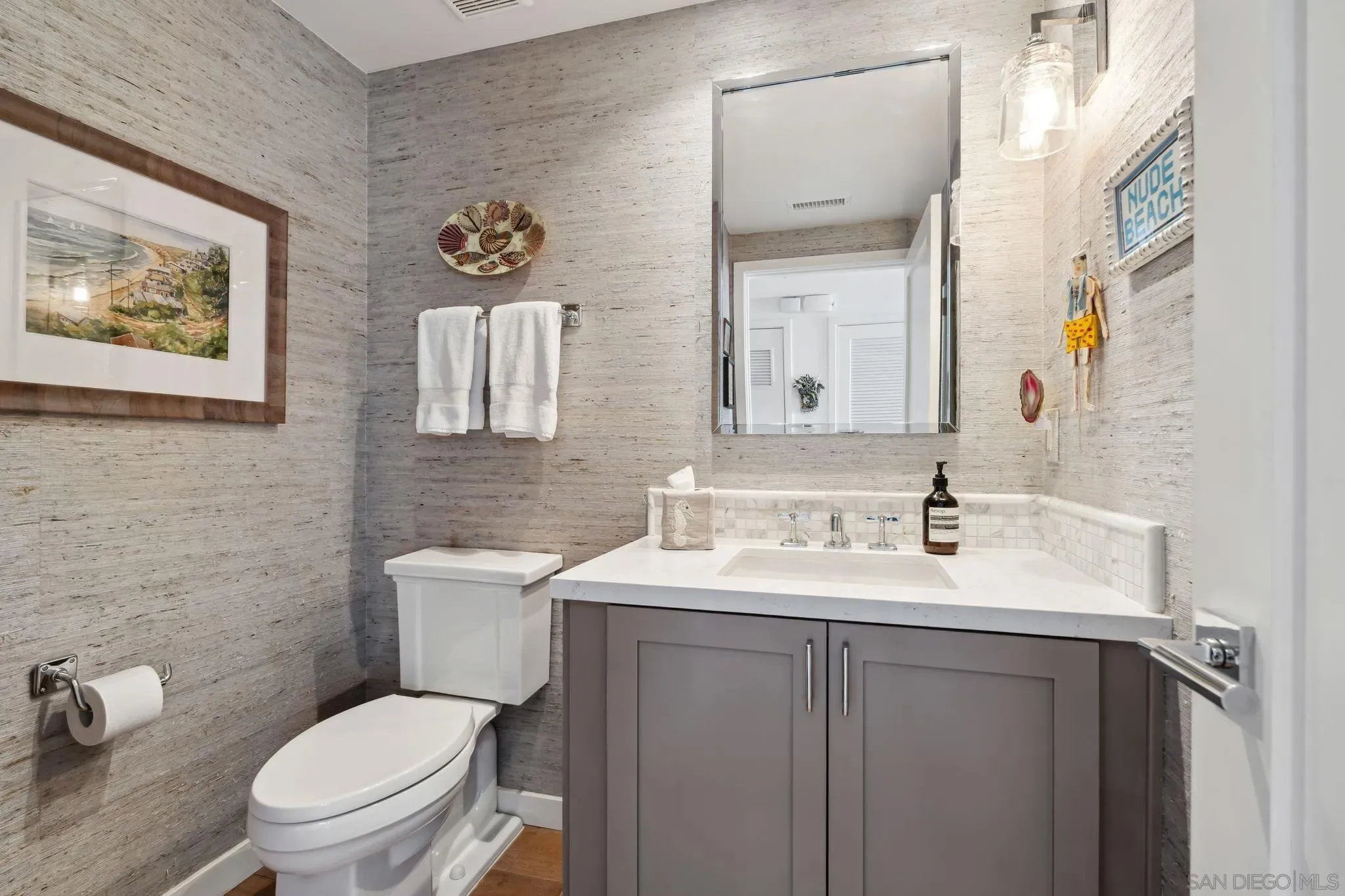 La Jolla, California 92037, United States, 1 Bedroom Bedrooms, ,2 BathroomsBathrooms,Residential,Active,149405