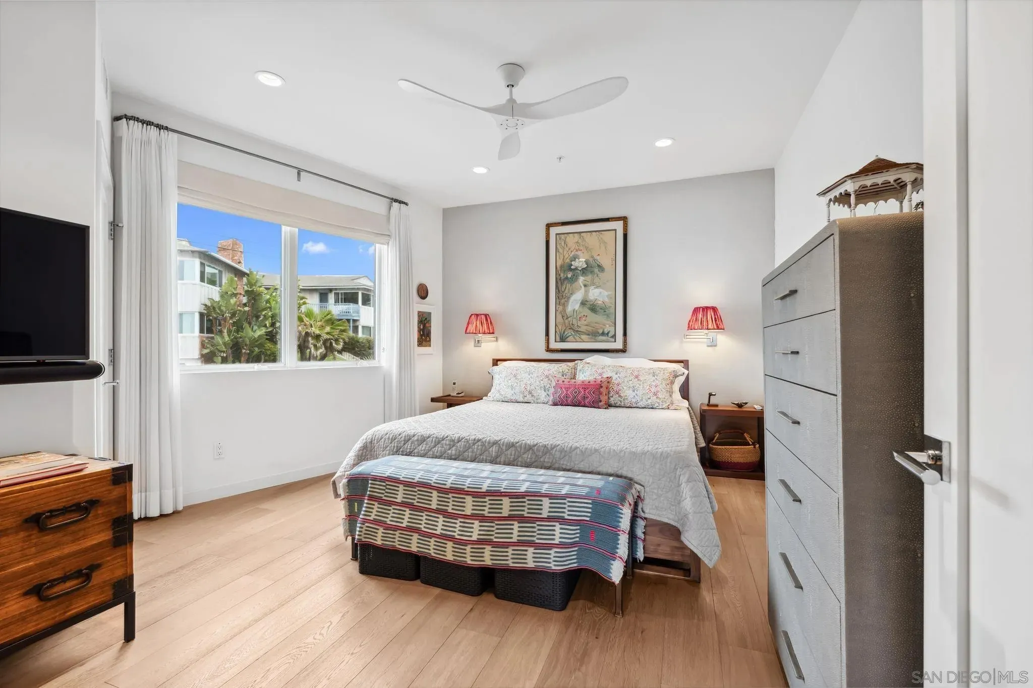 La Jolla, California 92037, United States, 1 Bedroom Bedrooms, ,2 BathroomsBathrooms,Residential,Active,149405