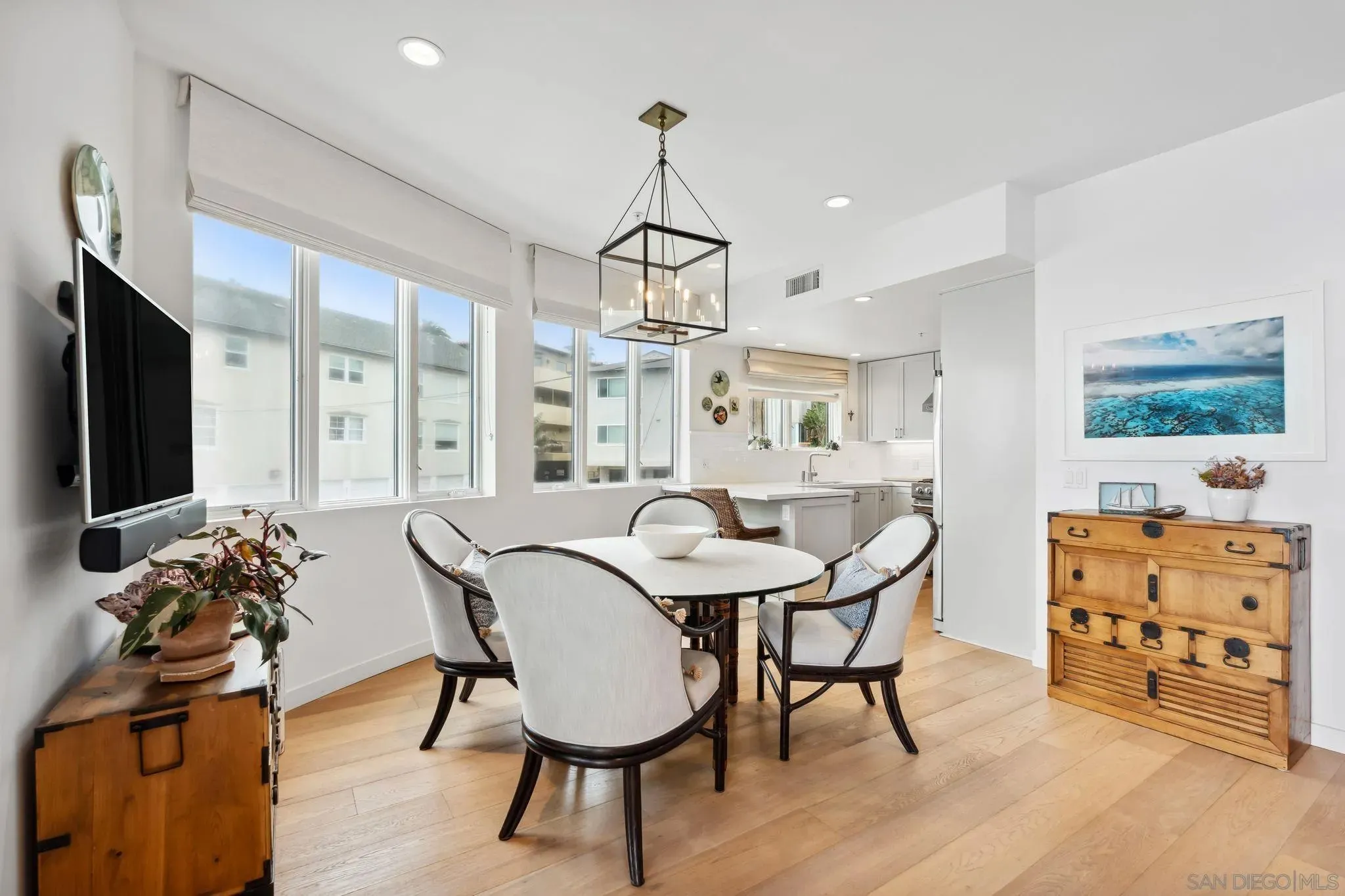 La Jolla, California 92037, United States, 1 Bedroom Bedrooms, ,2 BathroomsBathrooms,Residential,Active,149405