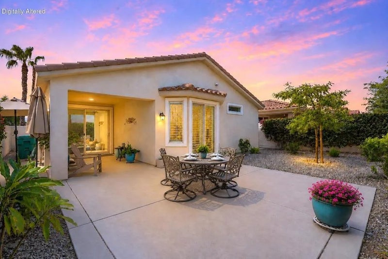 80292 Avenida Linda Vista