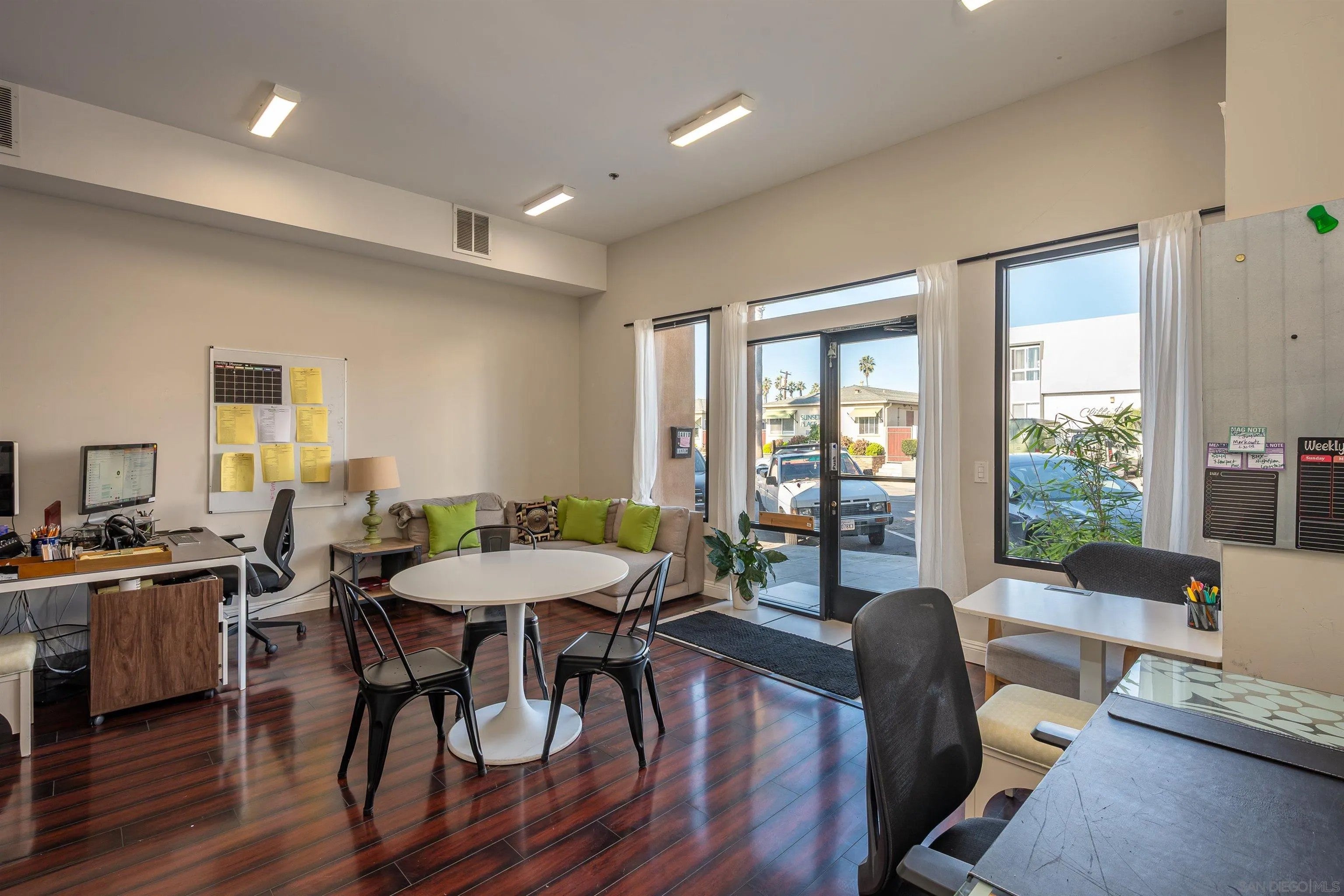 4741 Point Loma Ave