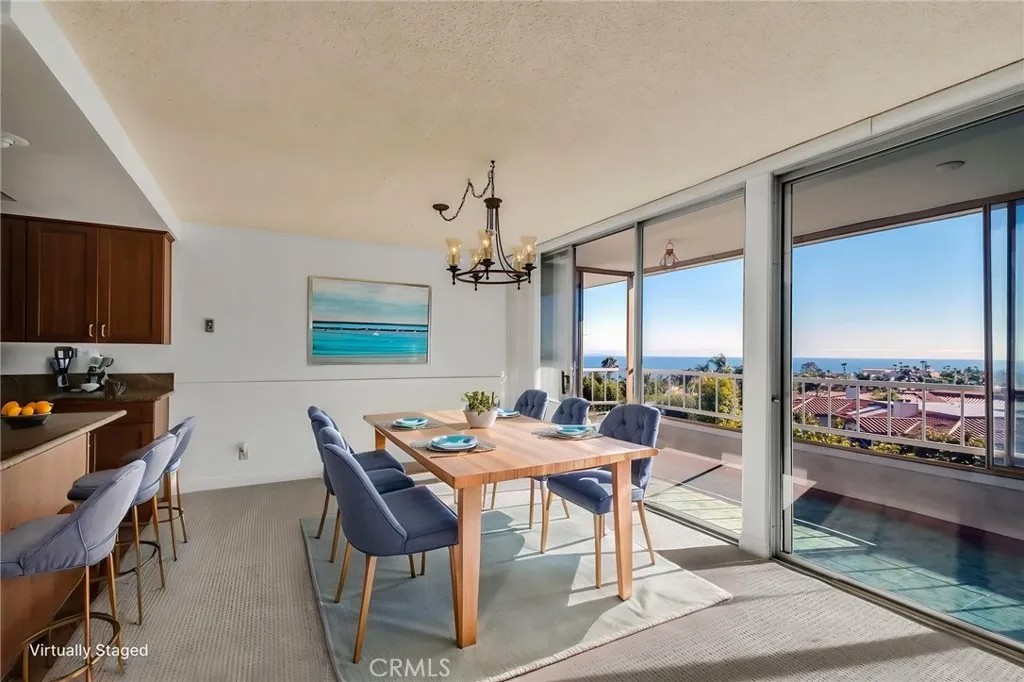 32614 Coastsite 305E