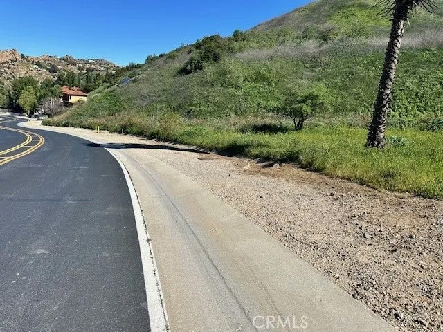 Photo of 310 Bell Canyon, Bell Canyon, CA 91307 (MLS # SR26035492)