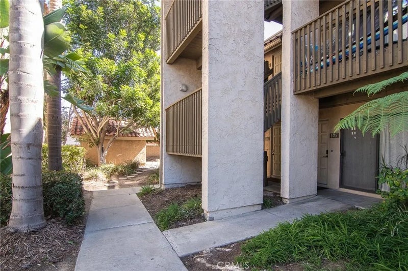 7668 Baypoint Drive 106