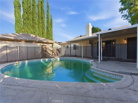 Tiny photo for 16455 Ludlow Street, Granada Hills, CA 91344 (MLS # OC26076849)