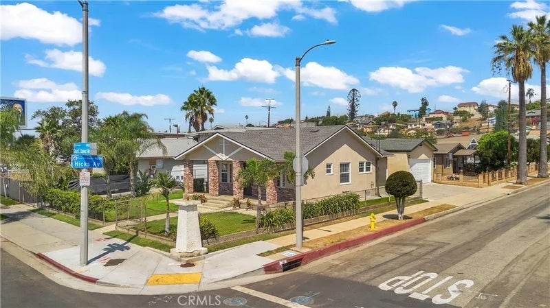 3455 E Cesar E Chavez