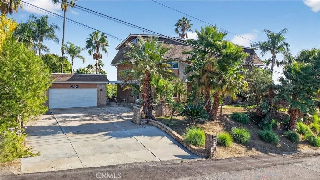 Photo of 1414 N Raymond Ave, Fullerton, CA 92831 (MLS # SW25270227)