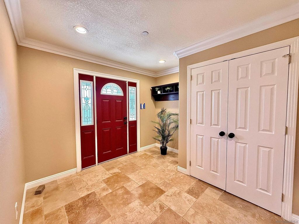 Photo of 8364 Lake Ashwood Ave, San Diego, CA 92119 (MLS # 260002695)