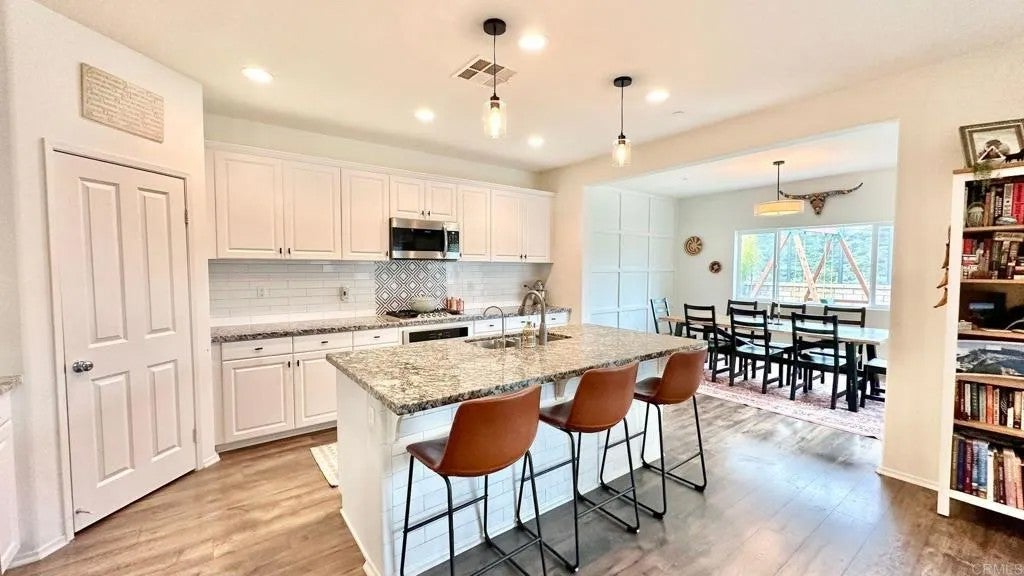 Photo of 35646 Asturian Way, Fallbrook, CA 92028 (MLS # NDP2606622)