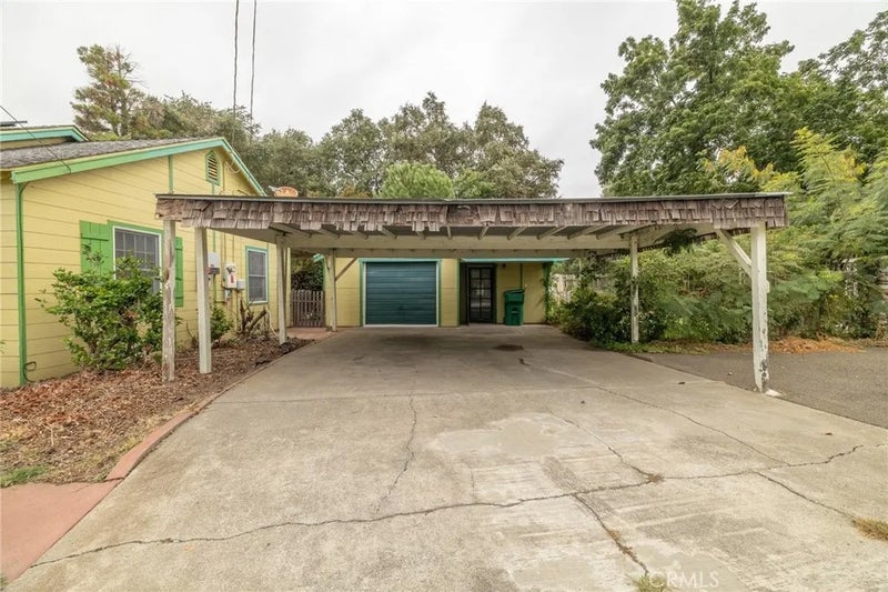 910 W 12th Avenue