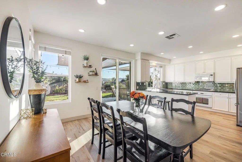 Photo of 3118 Foxtail Court, Thousand Oaks, CA 91362 (MLS # V1-34884)