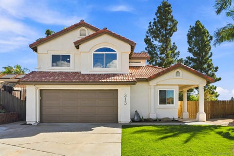 Photo of 313 Paseo Marguerita, Vista, CA 92084 (MLS # 260022133)