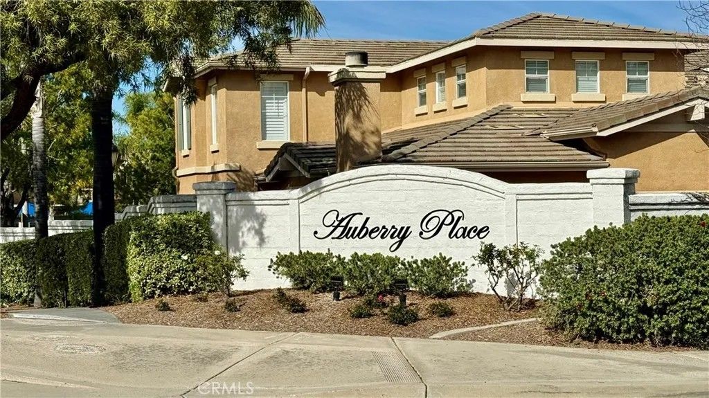 Photo of 33513 Emerson Way #C, Temecula, CA 92592 (MLS # SW26046679)