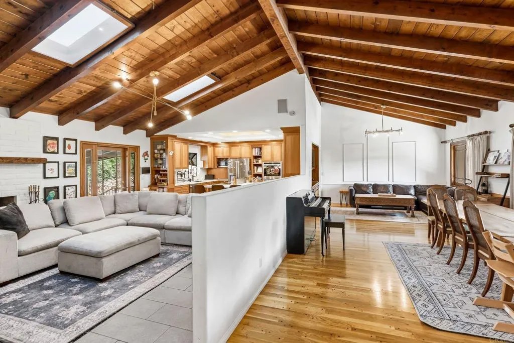 11724 Shadow Valley Road