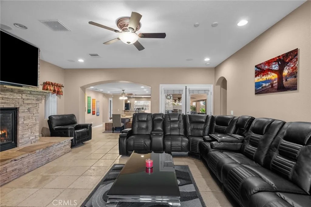 40139 15 Street West