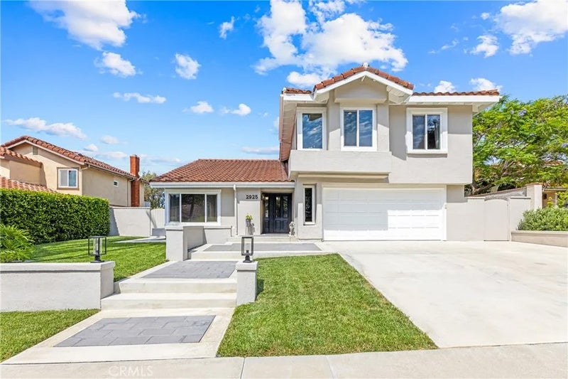 2925 Arroyo