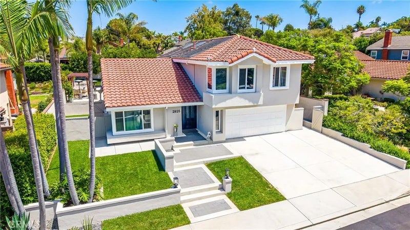 2925 Arroyo