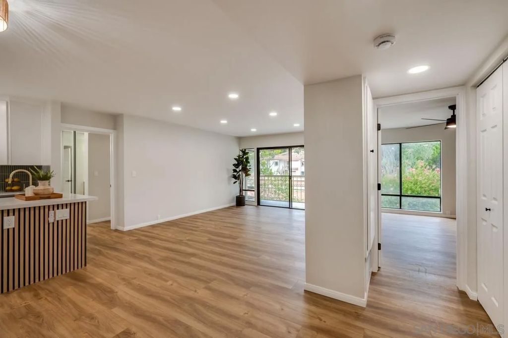 Photo of 12575 Oaks North Dr #220, San Diego, CA 92128 (MLS # 250044412)