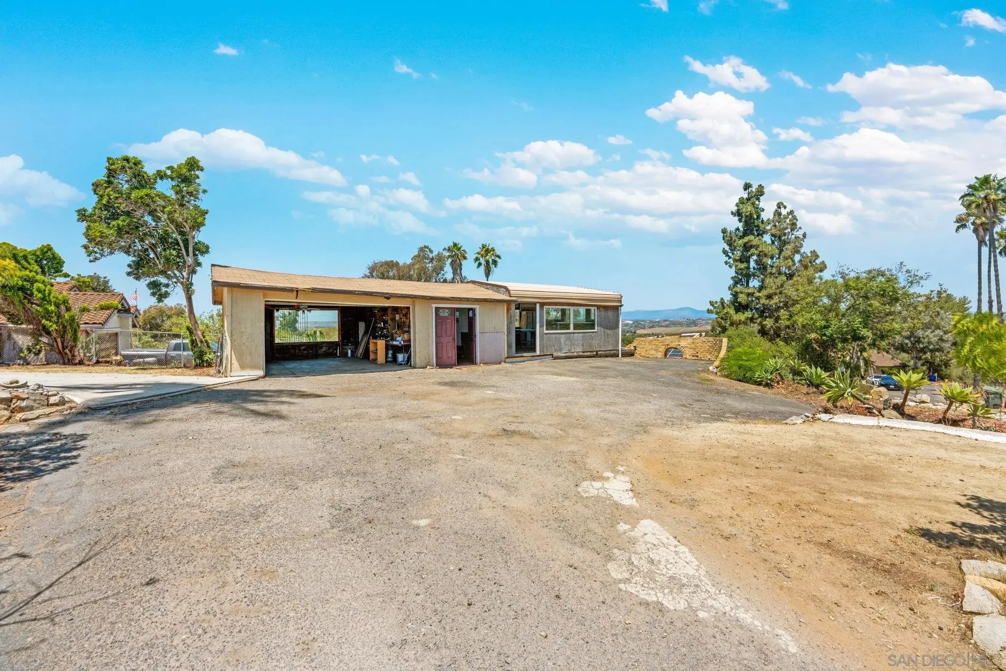 Vista, California 92084, United States, 3 Bedrooms Bedrooms, ,2 BathroomsBathrooms,Residential,Active,179656