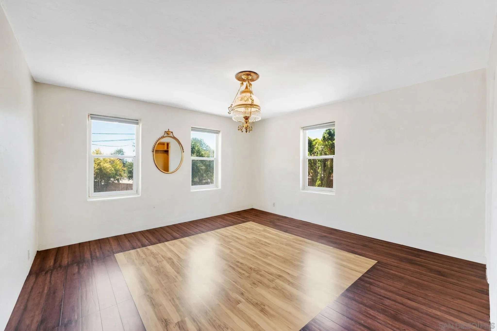 Vista, California 92084, United States, 3 Bedrooms Bedrooms, ,2 BathroomsBathrooms,Residential,Active,179656