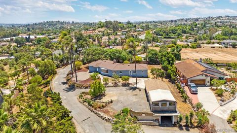 Photo of 2530 Pruett Dr, Vista, CA 92084 (MLS # 250034596)