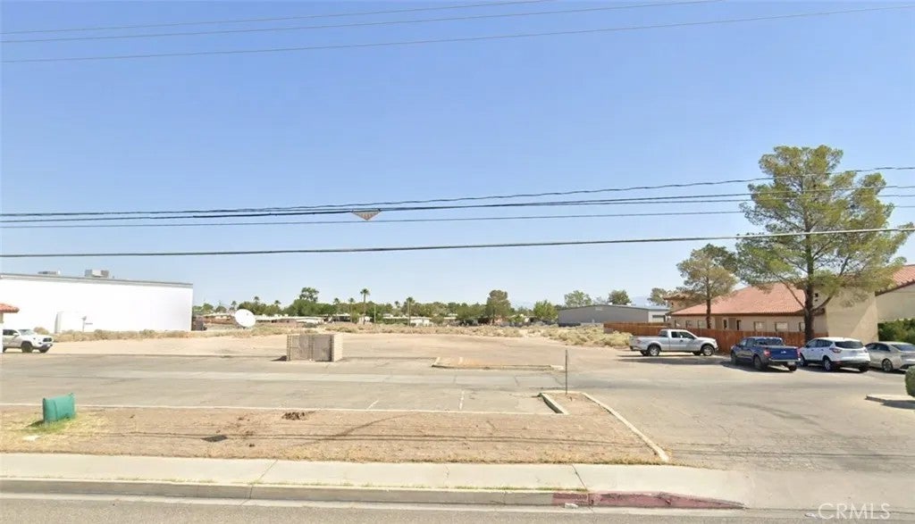 310 E Ridgecrest