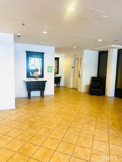 421 S La Fayette Park 214