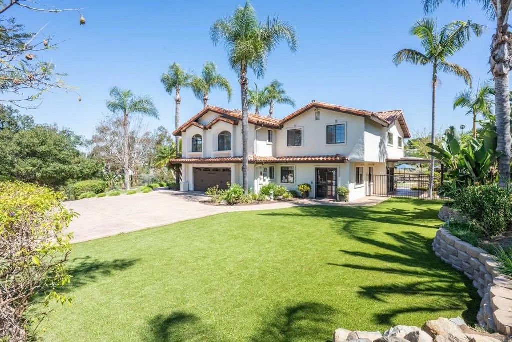 Photo of 1210 Cypress Drive, Vista, CA 92084 (MLS # NDP2602257)