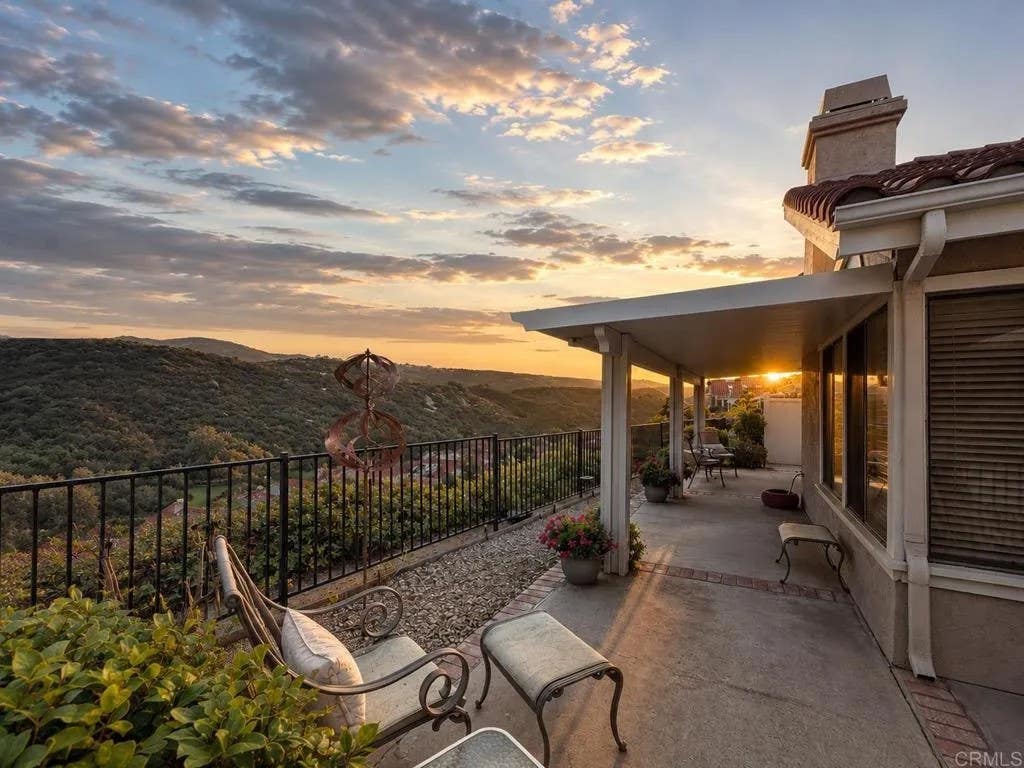 Photo of 28766 Vista Valley Dr, Vista, CA 92084 (MLS # NDP2602515)