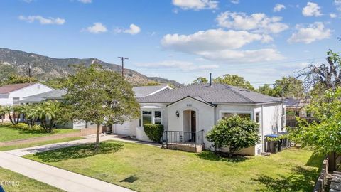 Photo of 640 E Elmwood Avenue, Burbank, CA 91501 (MLS # P1-26550)