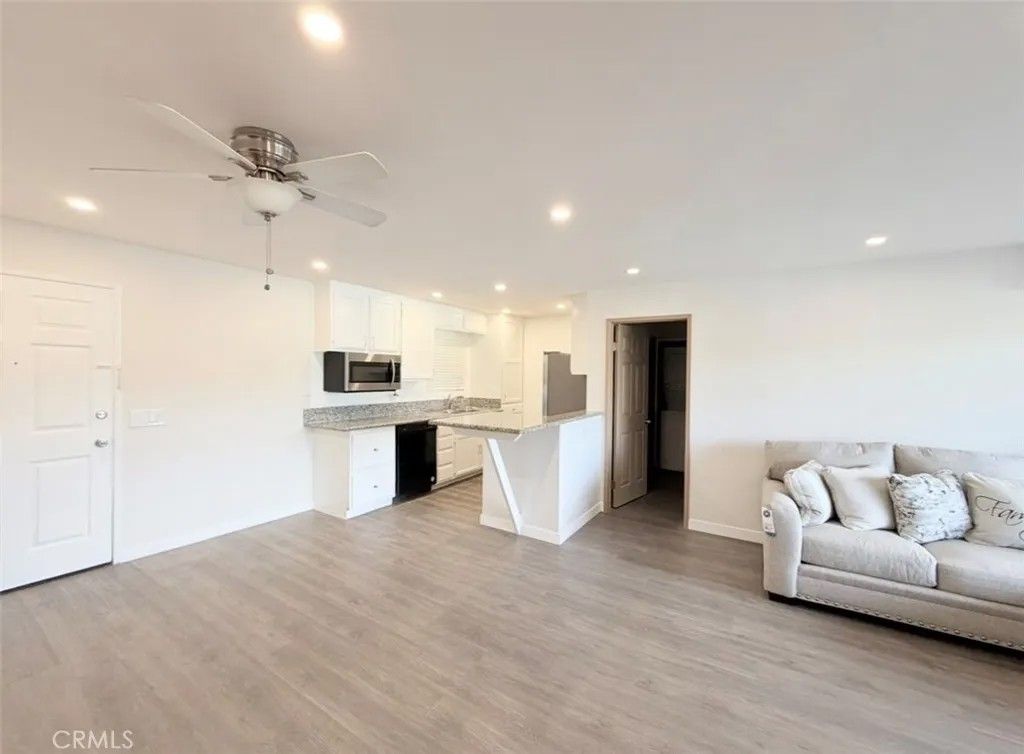 Photo of 2507 E 15th St #213, Long Beach, CA 90804 (MLS # SB26074812)