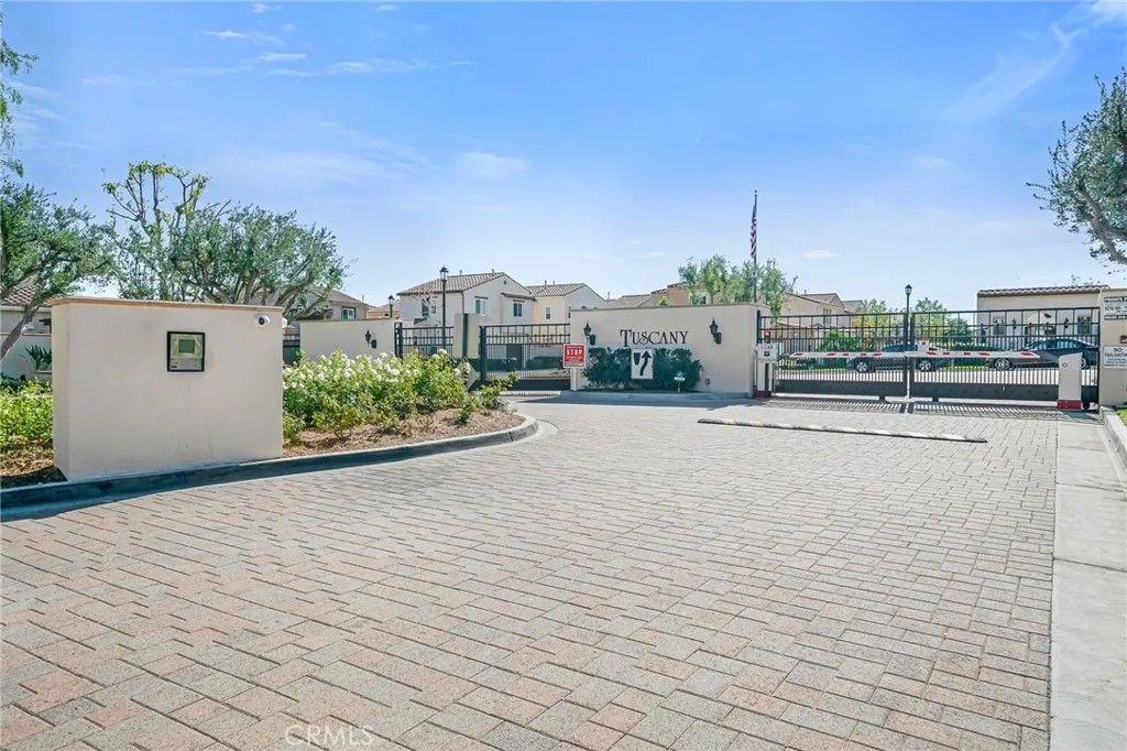 Photo of 20306 Pienza, Porter Ranch, CA 91326 (MLS # SR25276496)