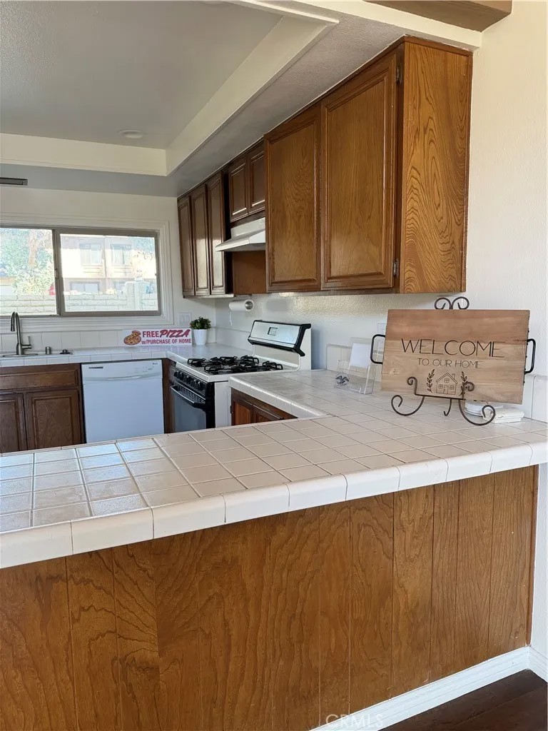 2618 N Tustin D/34