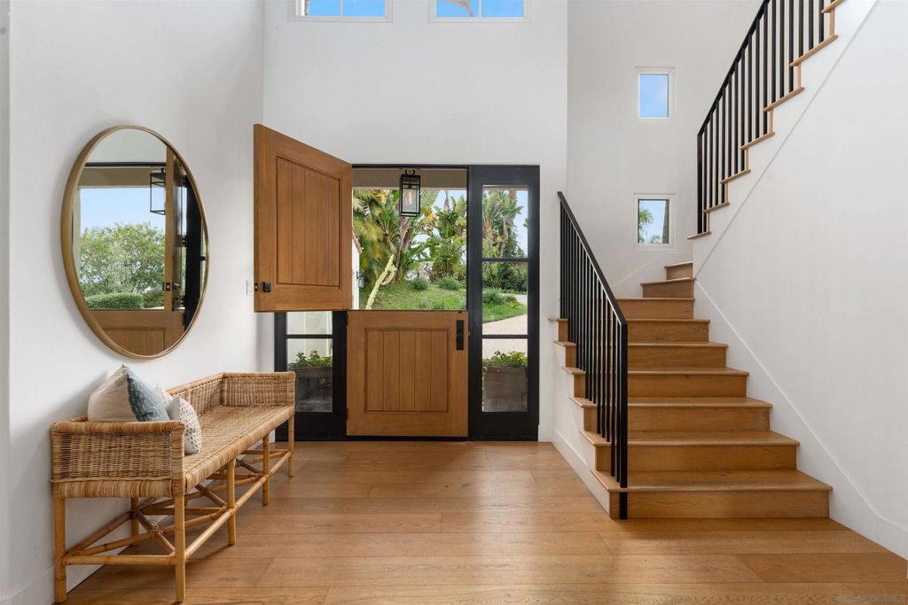 Photo of 427 El Sueno, Solana Beach, CA 92075 (MLS # 250040926)