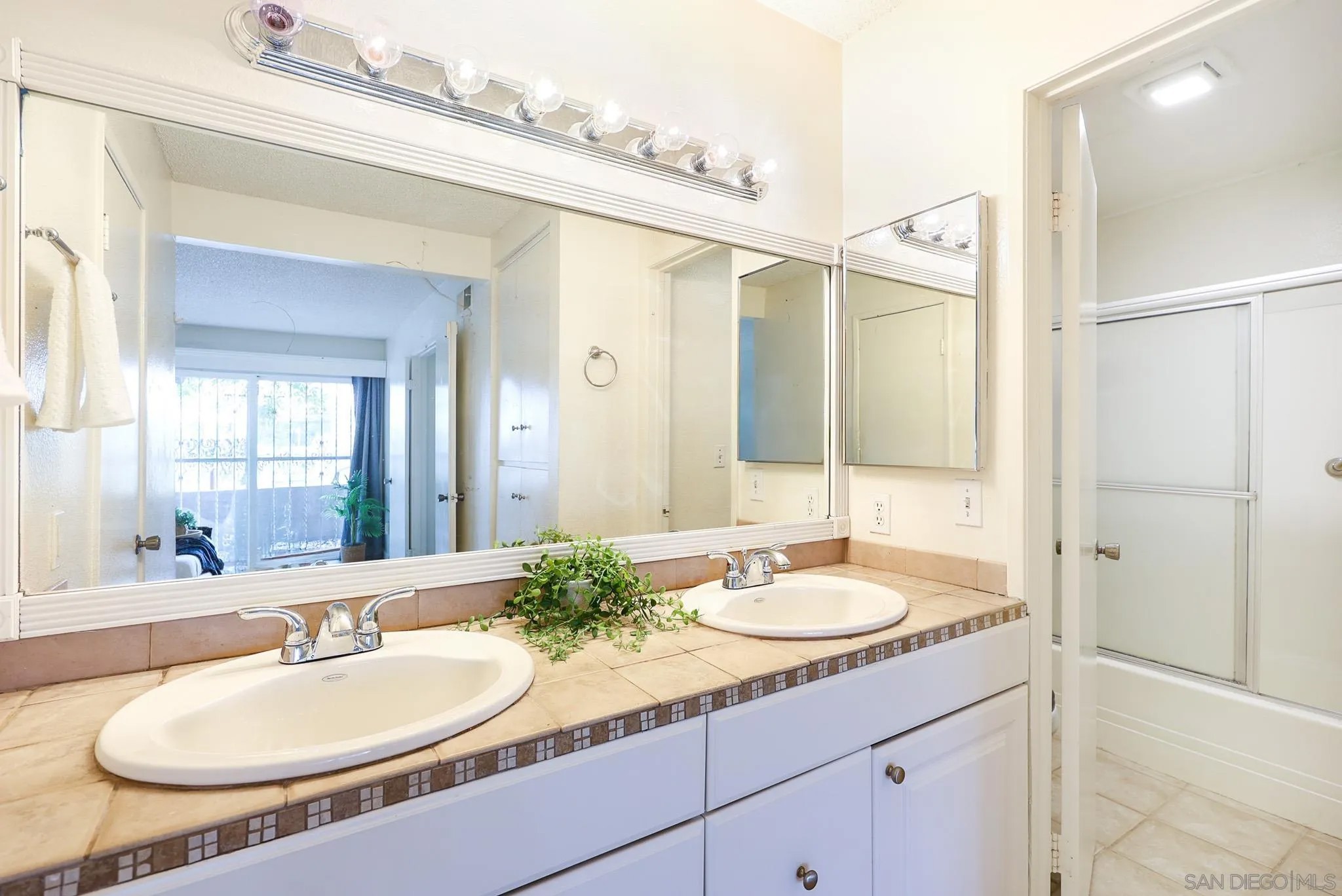 7700 Parkway Dr Unit 2