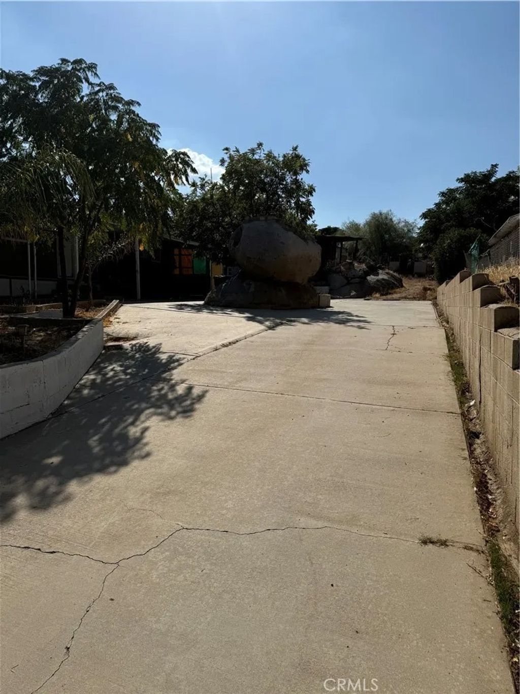 Photo of 540 Iroquois Rd, Perris, CA 92570 (MLS # SW25219040)