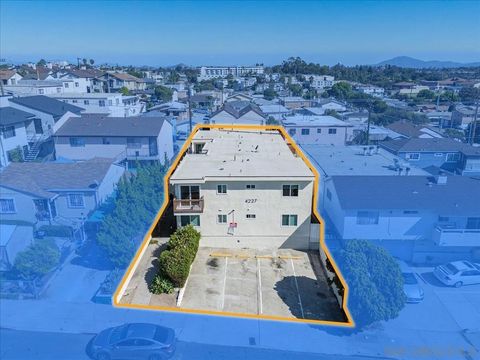 4227 49th Street San Diego CA 92115