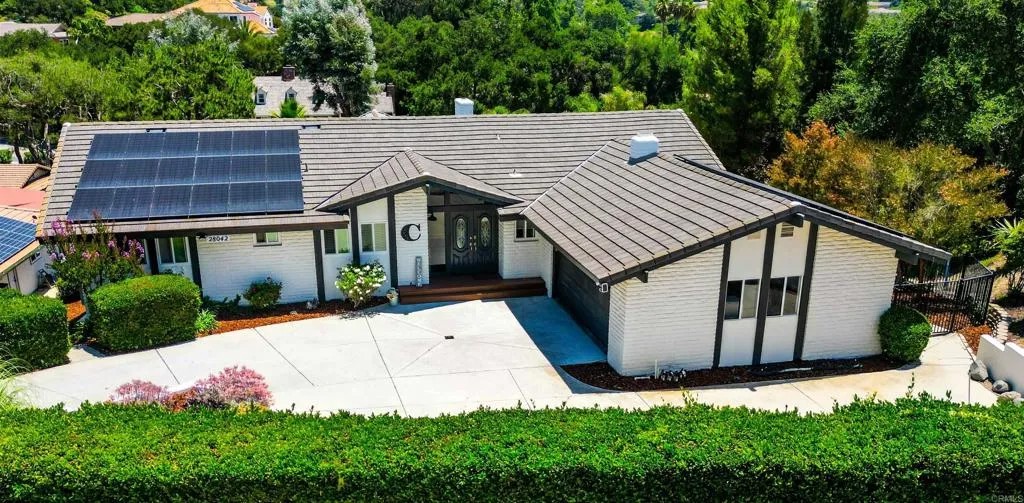 28042 Glenmeade Way 1