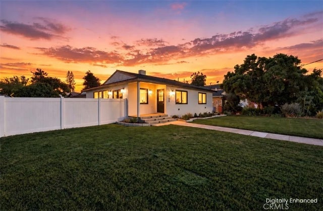 11100 Greenlawn, Los Angeles