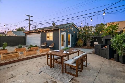 Tiny photo for 2273 W 29th Street, Los Angeles, CA 90018 (MLS # AR25245793)