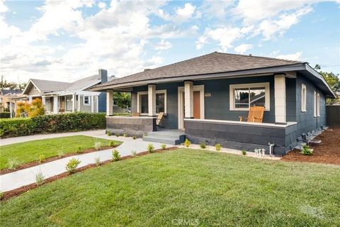Tiny photo for 2273 W 29th Street, Los Angeles, CA 90018 (MLS # AR25245793)