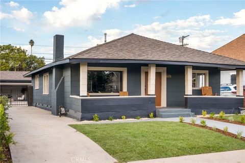 Tiny photo for 2273 W 29th Street, Los Angeles, CA 90018 (MLS # AR25245793)
