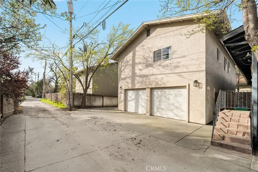 131 W 3rd