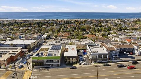 Photo of 2121 Pacific Coast Highway, Hermosa Beach, CA 90254 (MLS # SB25274397)