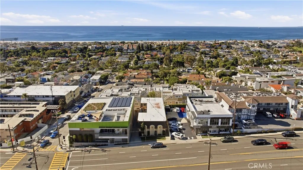 2121 Pacific Coast Highway