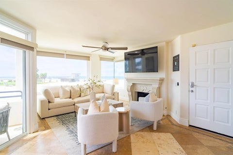 Tiny photo for 2689 Ocean Front Walk, San Diego, CA 92109 (MLS # 260020660)