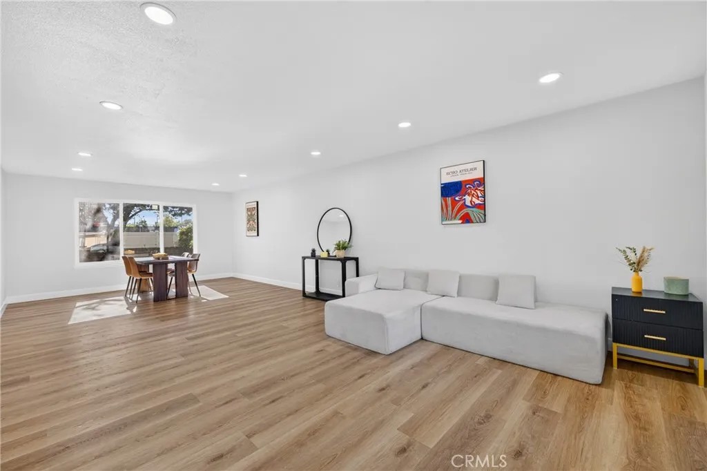 13324 San Martin