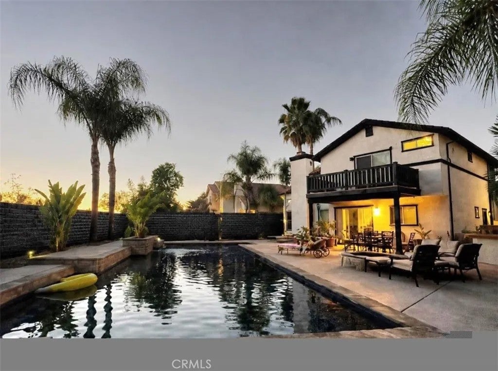 Photo of 33063 Romero DR, Temecula, CA 92592 (MLS # TR26122890)